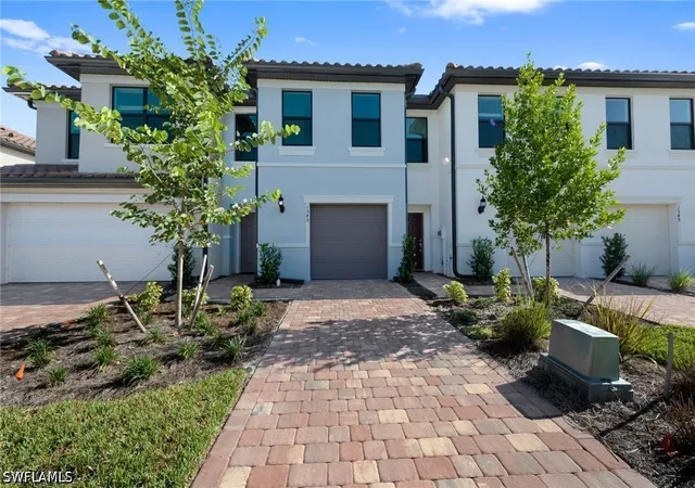 1st image of 1552 Lake Jessup Cir, Cape Coral, FL 33909 | MLS# 226021818
