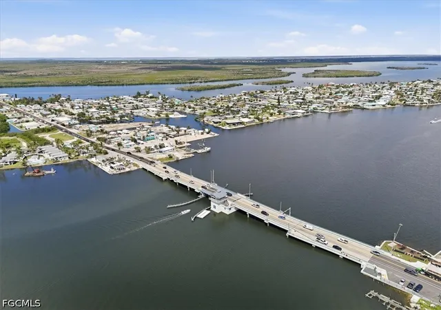 9th image of 2609 Bayshore Dr, Matlacha, FL 33993 | MLS# 2026024672