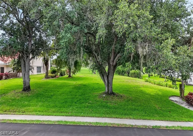 5th image of 16047 Forest Oaks Dr, Fort Myers, FL 33908 | MLS# 226021316
