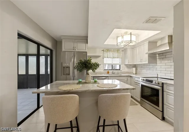 Listing Photo 5 - Condo for sale in building located at 16001 Amberwood Lake Ct, Fort Myers, FL 33908 - Unit #1