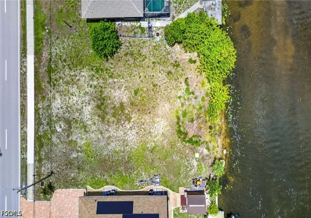 11th image of 601 Gleason Pkwy, Cape Coral, FL 33914 | MLS# 2026024734