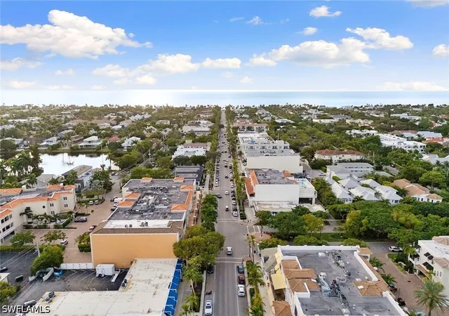 2nd image of 600 5Th Ave S, Naples, FL 34102