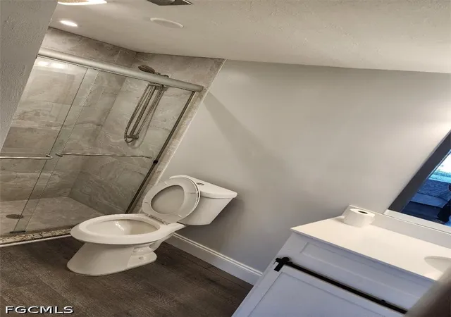 Listing Photo 5 - Condo for sale in building located at 1932 SE 43rd St, Cape Coral, FL 33904 - Unit #128