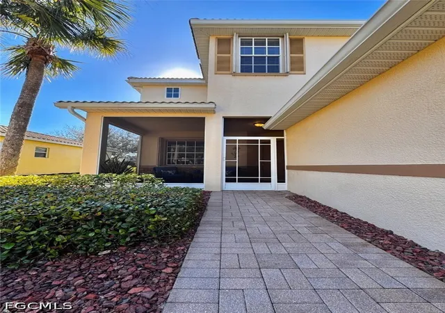Photo 2 of Single family home for sale at 2560 Keystone Lake Dr, Cape Coral, FL 33909 | MLS# 2026024778 | Listing updated on 2026-06-04