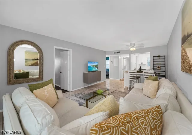Listing Photo 5 - Condo for sale in building located at 499 Forest Lakes Blvd, Naples, FL 34105 - Unit #312