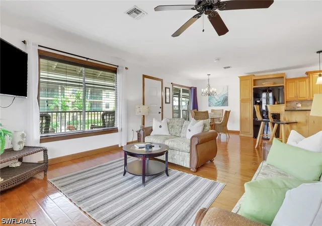 3rd image of 1533 Chesapeake Ave, Naples, FL 34102
