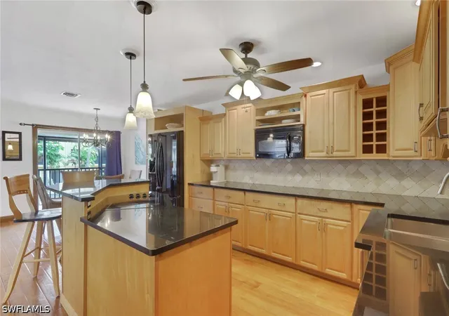 4th image of 1533 Chesapeake Ave, Naples, FL 34102