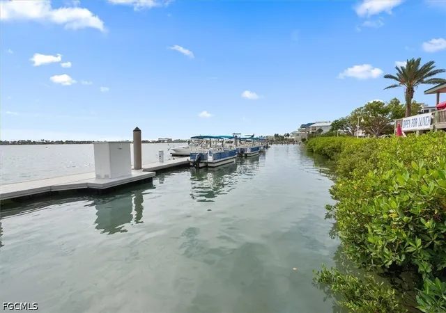 Homes for sale in Fort Myers Beach, FL | 140 Estero Boulevard, Fort Myers Beach, FL 33931 | Houzeo