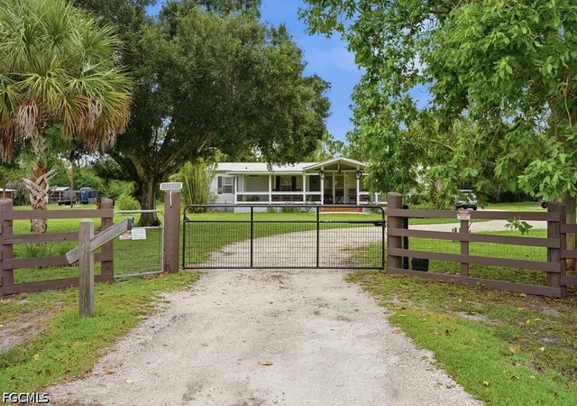 2nd image of 3700 Fort Adams Ave, Labelle, FL 33935 | MLS# 2026024950