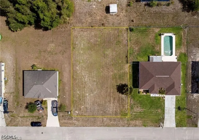 Photo 1 of Land for sale at 225 Manasota St, Fort Myers, FL 33913 | MLS# 2026024997 | Listing updated on 2026-08-04
