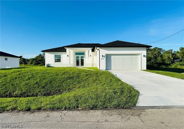 32nd image of 2512 Mabry St, Alva, FL 33920 | MLS# 226018630