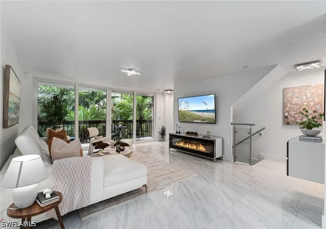 Photo 4 of Townhouse for sale at 995 9th Avenue S #4, Naples, FL 34102 | MLS# 226021808 | Listing updated on 2026-08-04