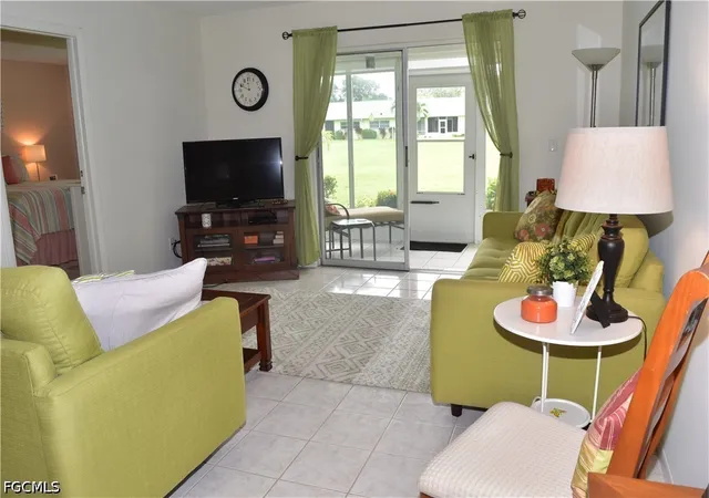 Photo 3 of Single family home for sale at 6801 Lake Mcgregor Cir, Fort Myers, FL 33919 | MLS# 2026025067 | Listing updated on 2026-06-11