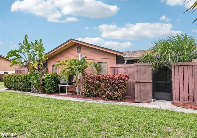 Photo 3 of Townhouse for sale at 17327 Birchwood Ln, Fort Myers, FL 33908 | MLS# 2026025070 | Listing updated on 2026-07-16