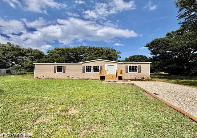 Homes for sale in Pace, FL | 6020 Nutmeg Ave, Pace, FL 32571 | MLS# 2026025072