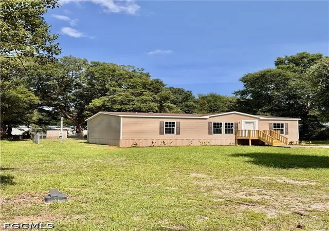 Homes for sale in Pace, FL | 6020 Nutmeg Ave, Pace, FL 32571 | MLS# 2026025072