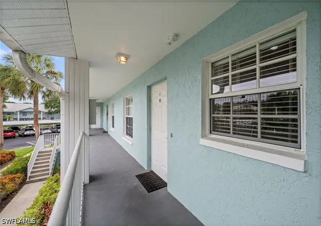 Listing Photo 4 - Condo for sale in building located at 28280 Pine Hvn Wy, Bonita Springs, FL 34135 - Unit #95