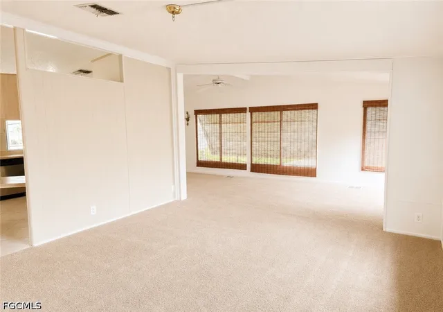 Photo 4 of Manufactured home for sale at 20 Grosbeak Ln #20, Naples, FL 34114 | MLS# 2026025148 | Listing updated on 2026-07-25