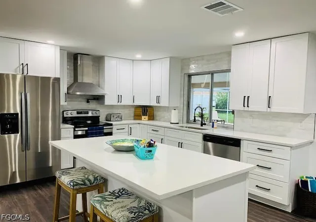 Photo 4 of Single family home for sale at 1111 SE 31st Street, Cape Coral, FL 33904 | MLS# 2026025163 | Listing updated on 2026-08-31