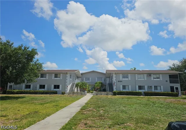 Photo 3 of Condo for sale at 8101 Country Rd #201, Fort Myers, FL 33919 | MLS# 2026025165 | Listing updated on 2026-07-31
