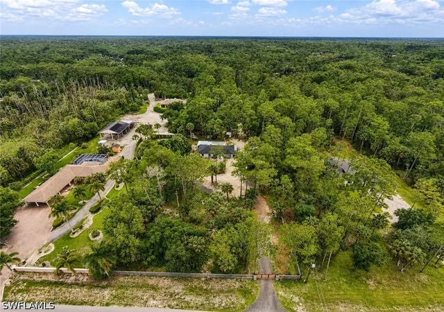 36th image of 130 Jung Blvd W, Naples, FL 34120 | MLS# 226021614