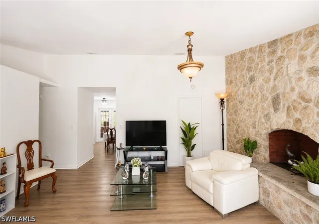 4th image of 130 Jung Blvd W, Naples, FL 34120 | MLS# 226021614