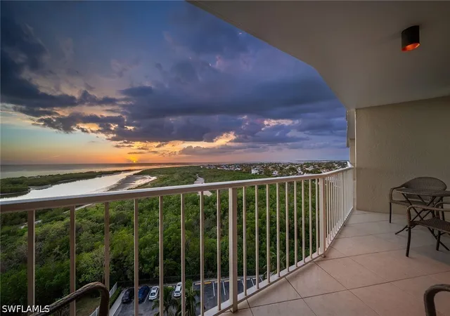 5th image of 440 Seaview Ct, Marco Island, FL 34145