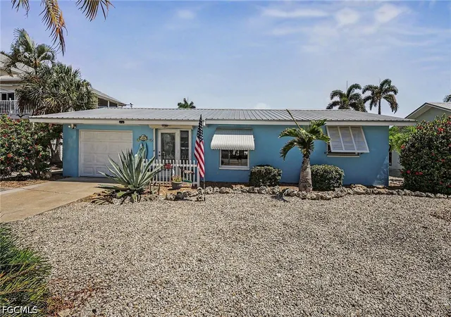 2nd image of 3608 Rita Ln, Saint James City, FL 33956 | MLS# 2026025325