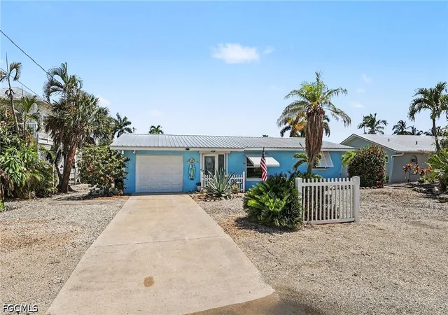 3rd image of 3608 Rita Ln, Saint James City, FL 33956 | MLS# 2026025325