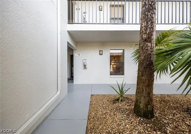Photo 4 of Condo for sale at 5905 Trailwinds Dr #812, Fort Myers, FL 33907 | MLS# 2026025369 | Listing updated on 2026-08-03