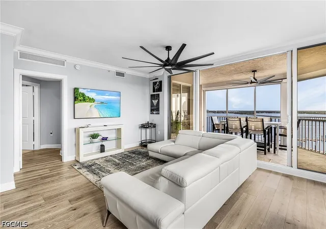 4th image of 2090 W First St #1210, Fort Myers, FL 33901 | MLS# 2026025402