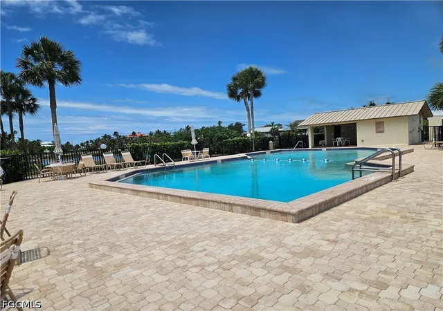 2nd image of 21470 Bay Vlg Dr, Fort Myers Beach, FL 33931