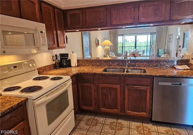 5th image of 21470 Bay Village Dr #244, Fort Myers Beach, FL 33931 | MLS# 2026025493