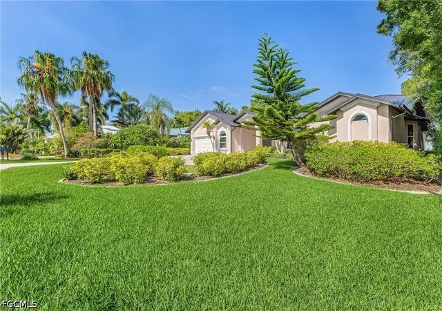4th image of 12641 Panasoffkee Dr, North Fort Myers, FL 33903 | MLS# 2026025505