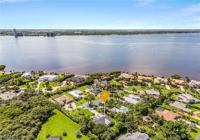 5th image of 12641 Panasoffkee Dr, North Fort Myers, FL 33903 | MLS# 2026025505
