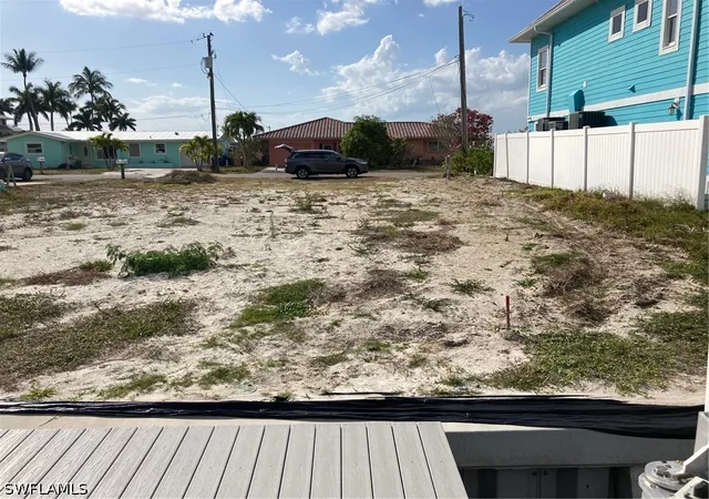 2nd image of 2849 Triggerfish St, Matlacha, FL 33993 | MLS# 226022450