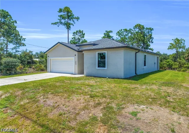 Photo 3 of Single family home for sale at 203 E 17th Street, Lehigh Acres, FL 33972 | MLS# 2026025639 | Listing updated on 2026-06-10