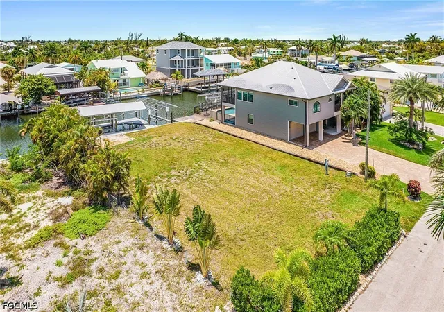 Photo 4 of Land for sale at 2371 Sycamore St, Saint James City, FL 33956 | MLS# 2026025679 | Listing updated on 2026-06-15