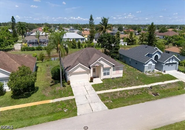 4th image of 4664 Varsity Cir, Lehigh Acres, FL 33971 | MLS# 2026025681
