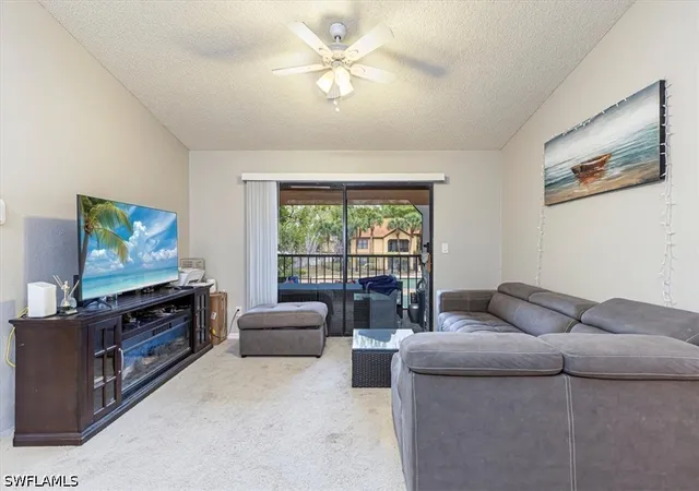3rd image of 2202 Arbour Walk Cir, Naples, FL 34109