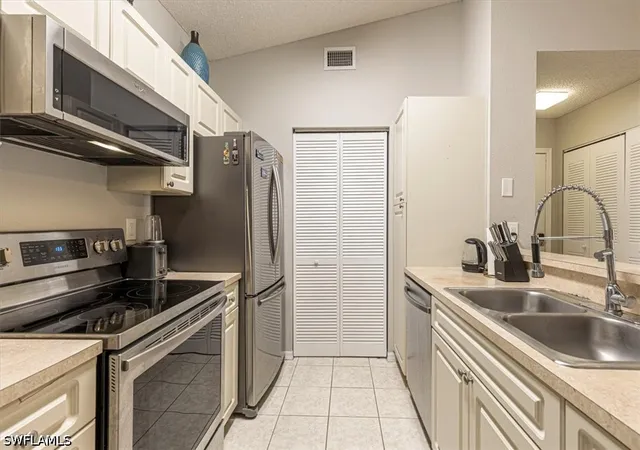 4th image of 2202 Arbour Walk Cir, Naples, FL 34109