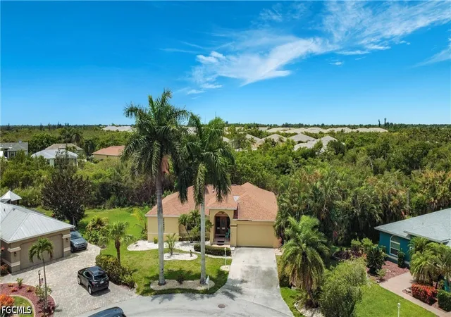 Photo 1 of Single family home for sale at 14401 Hampton Lake Ct, Fort Myers, FL 33908 | MLS# 2026025796 | Listing updated on 2026-10-01