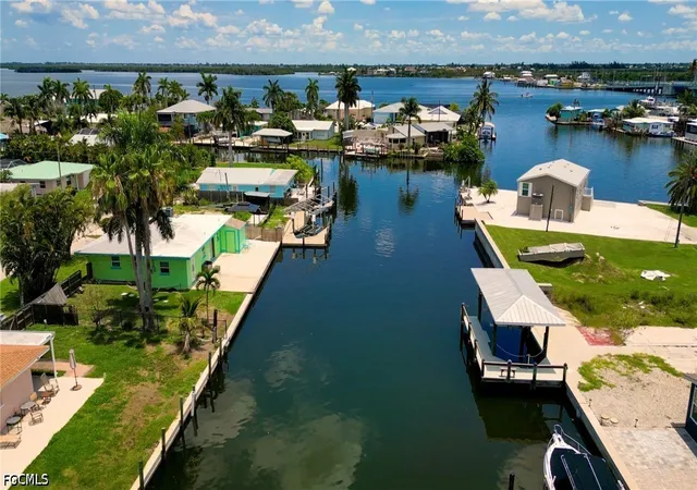 Photo 2 of Single family home for sale at 2567 Cay Cvs, Cape Coral, FL 33993 | MLS# 2026025826 | Listing updated on 2026-06-17
