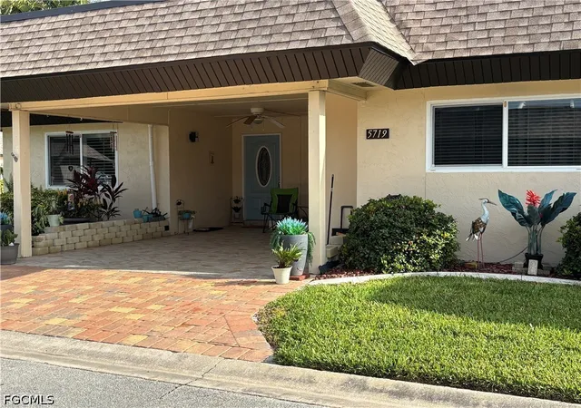 Photo 3 of Townhouse for sale at 5719 Bass Cir S, Fort Myers, FL 33919 | MLS# 2026025841 | Listing updated on 2026-07-08