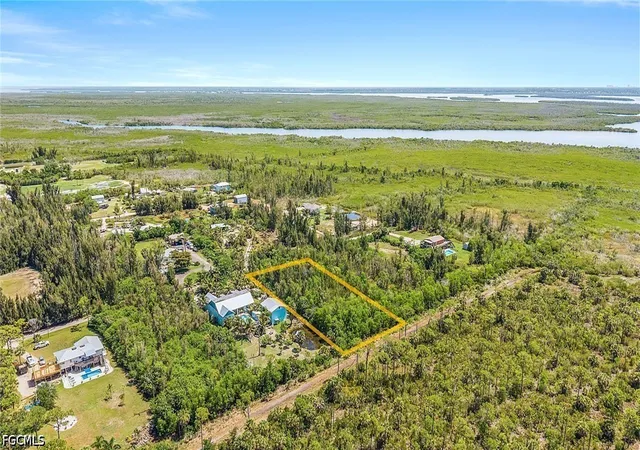 13th image of 4235 Berkshire Rd, Saint James City, FL 33956 | MLS# 2026025900