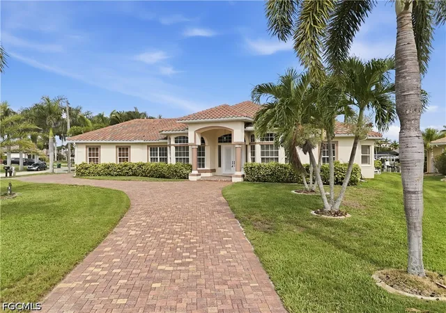 Photo 3 of Single family home for sale at 3622 Oasis Blvd, Cape Coral, FL 33914 | MLS# 2026025911 | Listing updated on 2026-10-05