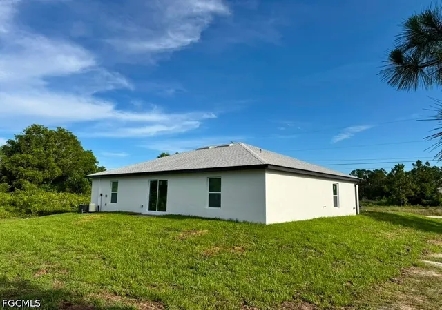 Photo 4 of Single family home for sale at 3707 32nd Street SW, Lehigh Acres, FL 33976 | MLS# 2026025934 | Listing updated on 2026-09-01