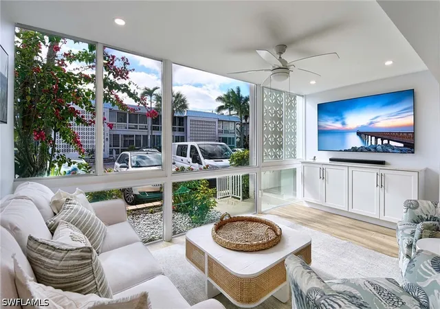 3rd image of 2100 Gulf Shore Blvd N #107, Naples, FL 34102 | MLS# 226020211