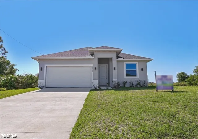 Photo 1 of Single family home for sale at 9006 S Castle Cir, Labelle, FL 33935 | MLS# 2026025998 | Listing updated on 2026-06-14