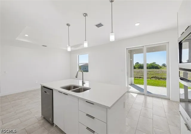 Photo 3 of Single family home for sale at 9006 S Castle Cir, Labelle, FL 33935 | MLS# 2026025998 | Listing updated on 2026-06-14